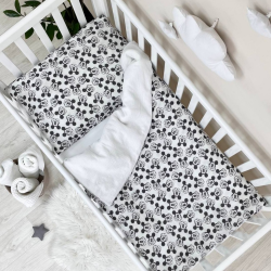Set lenjerie de schimb pentru patut bebe 3 piese Minkey